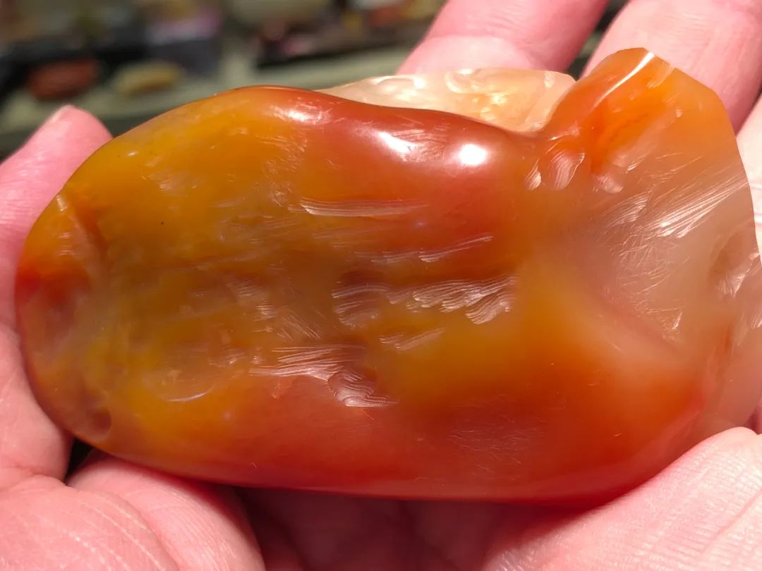 壽山芙蓉原石的切開這塊石頭才懂