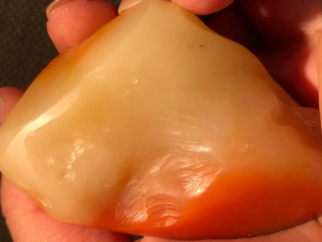 壽山芙蓉原石的切開這塊石頭才懂