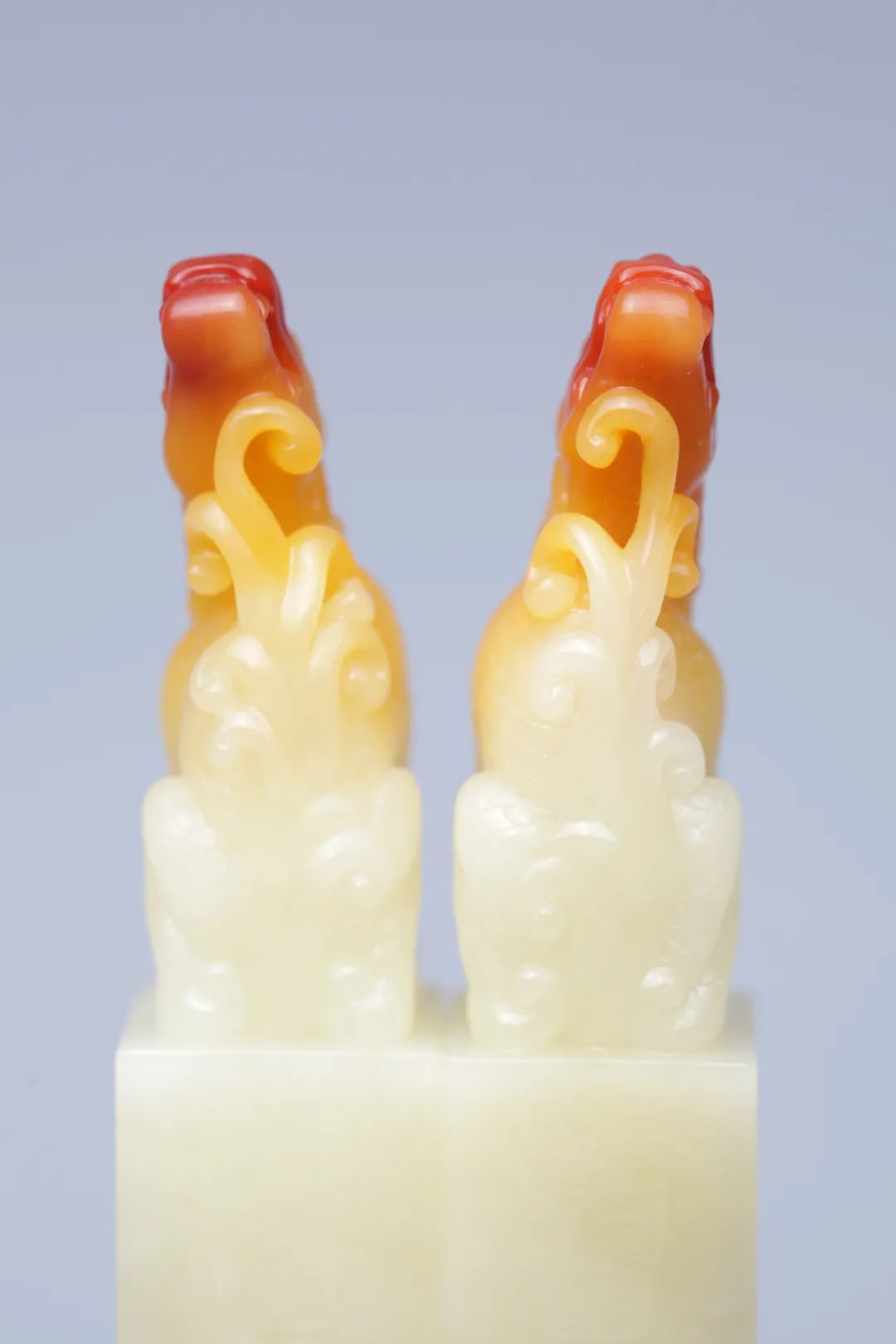 雷劍鏢大師作品高品質方正壽山三彩芙蓉對章，迸發出的美意讓人嘆為觀止!