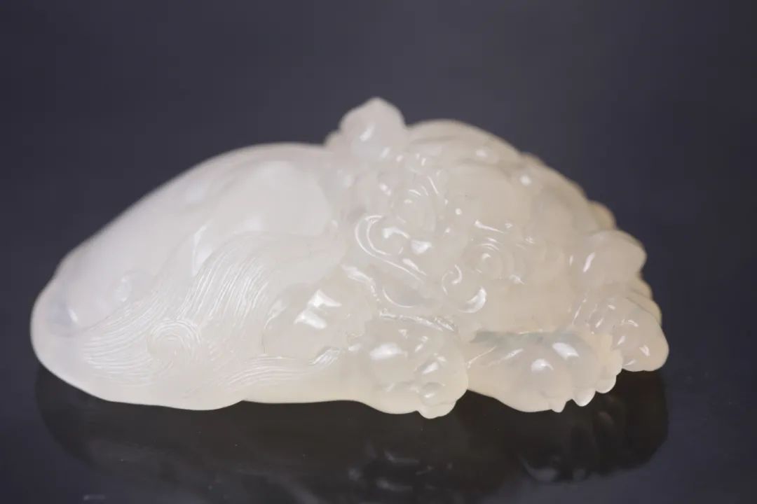 丘曉麗作冰糖雪梨壽山荔枝凍石創作過程