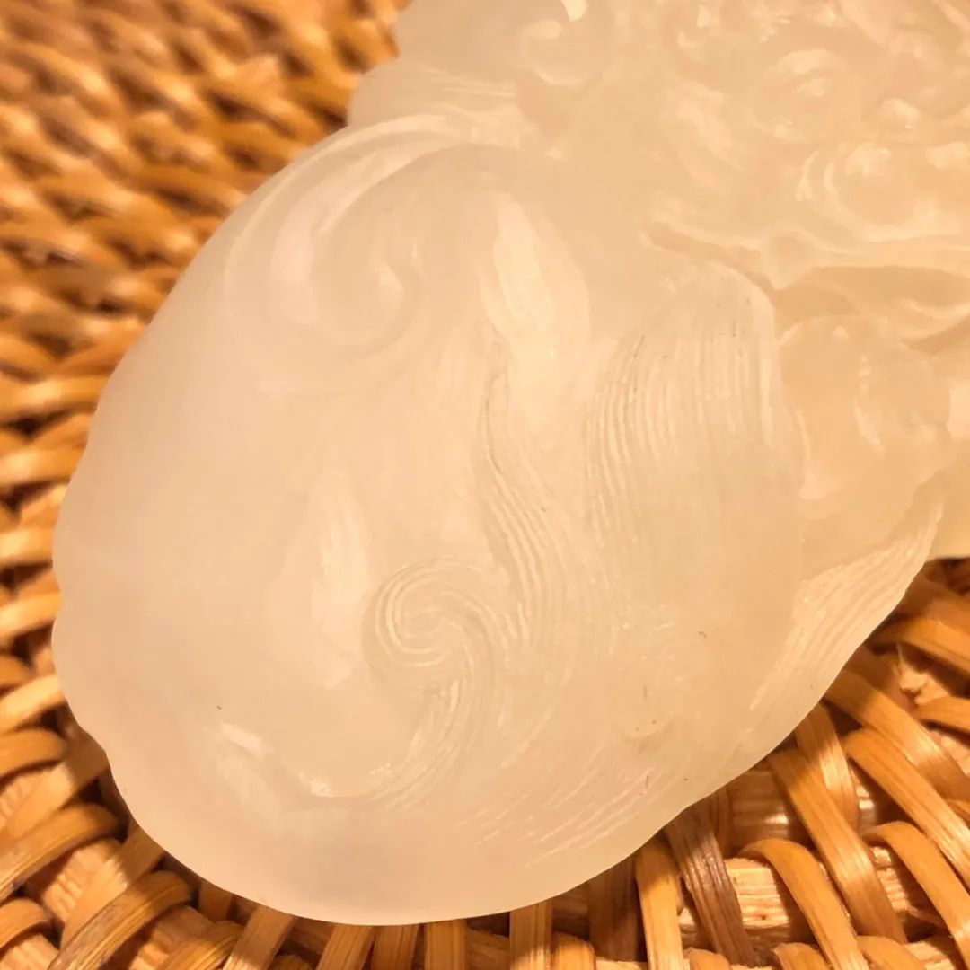 丘曉麗作冰糖雪梨壽山荔枝凍石創作過程