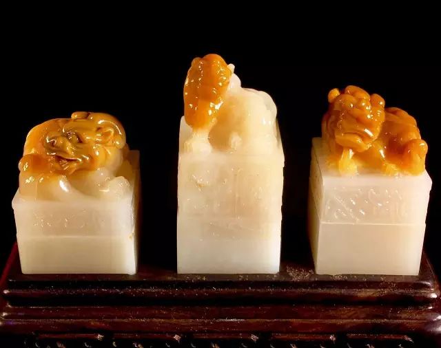 “壽山石”收藏——“ 財富傳承 福澤子孫 ”