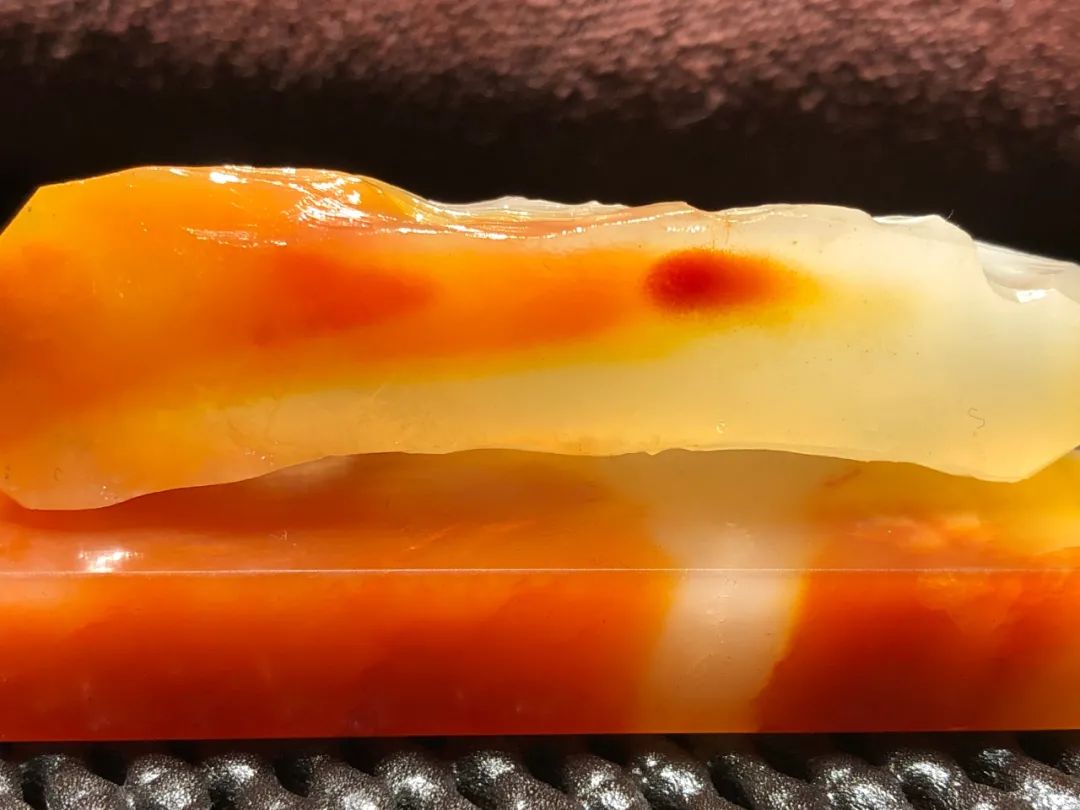 大自然鬼斧神工造就獨特設計-壽山石原石之美-大地之魂