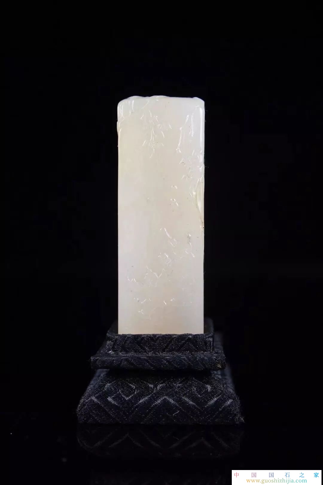 如何分辨荔枝凍石的優(yōu)劣？什么樣的荔枝凍是最好的？