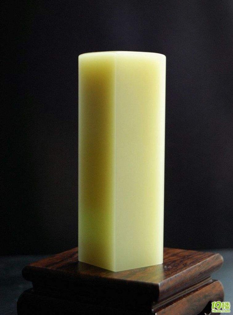 青田石和玉那個更好？