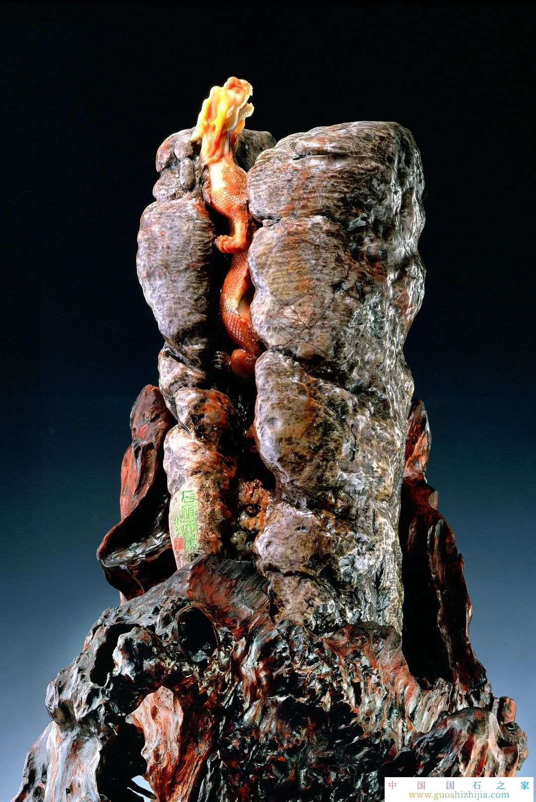 為創新不走尋常路——訪中國工藝美術大師、國務院特殊津貼專家潘驚石