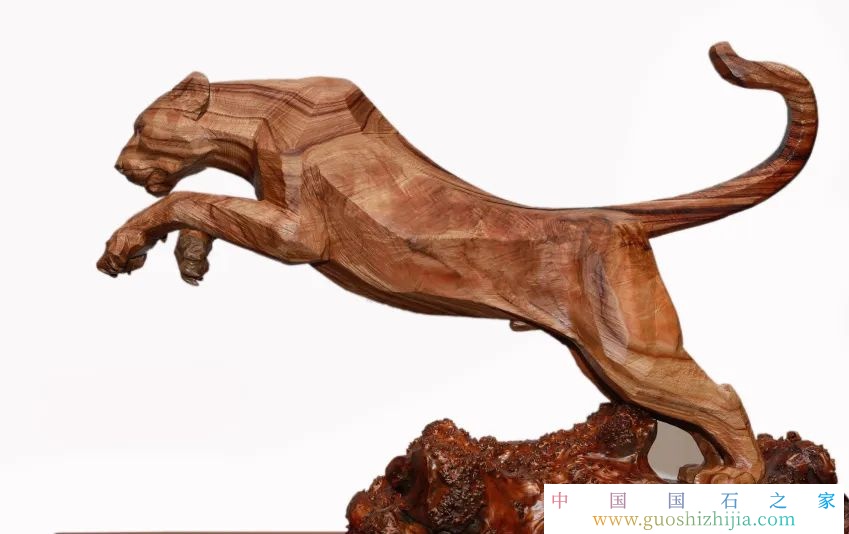 文藝英才計劃 | 余春洲：木以雕豹，如風掠影