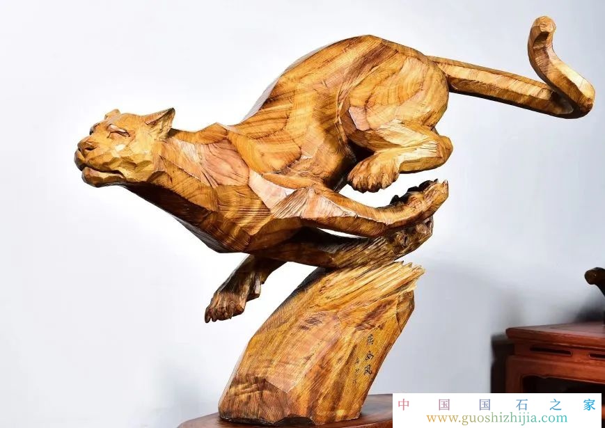 文藝英才計劃 | 余春洲：木以雕豹，如風掠影