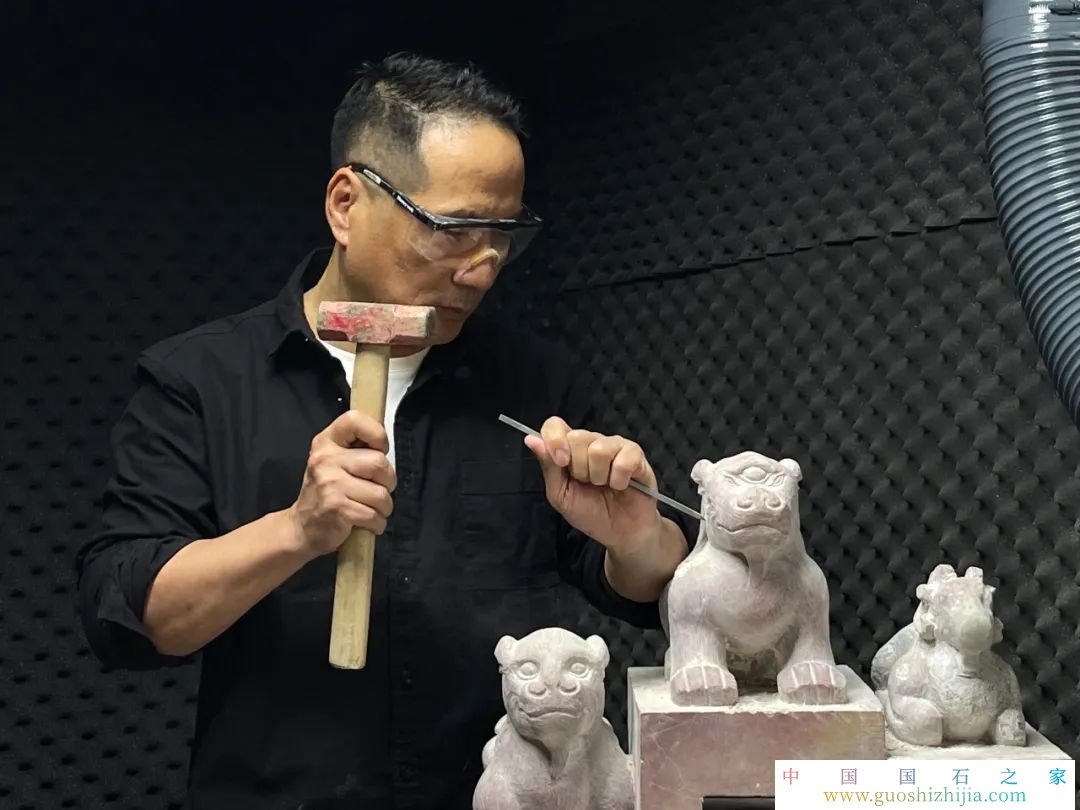 為創新不走尋常路——訪中國工藝美術大師、國務院特殊津貼專家潘驚石