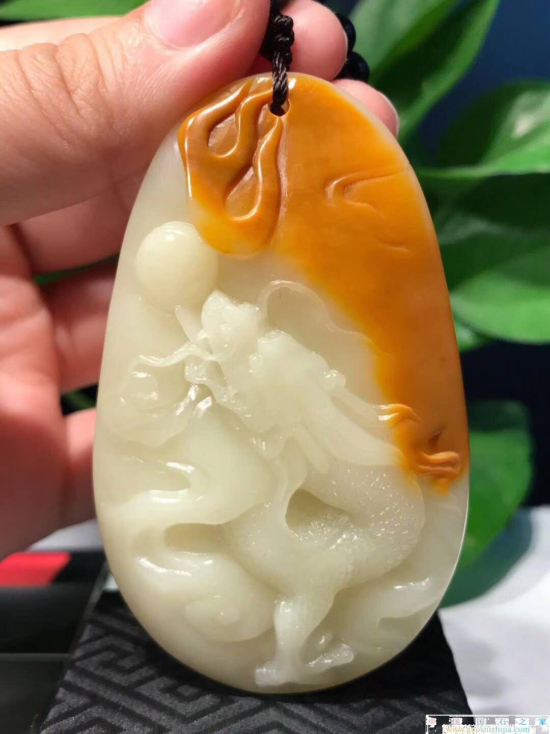 壽山石和雅安綠素哪個好一些呢（壽山石和雅安綠素哪個好一些呢）