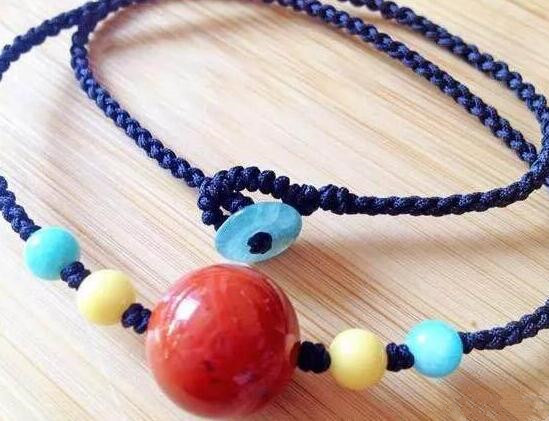 文玩手串和繩子應(yīng)該這樣搭配好看合理 文玩手串和繩子應(yīng)該這樣搭配好看合理